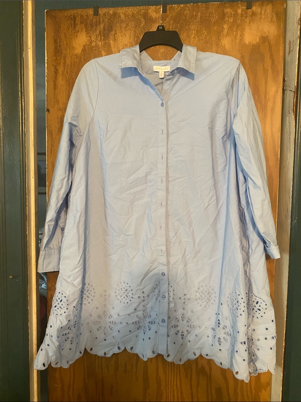 crown & ivy Light Blue Button-Up Tunic with Scalloped Eyelet Hem